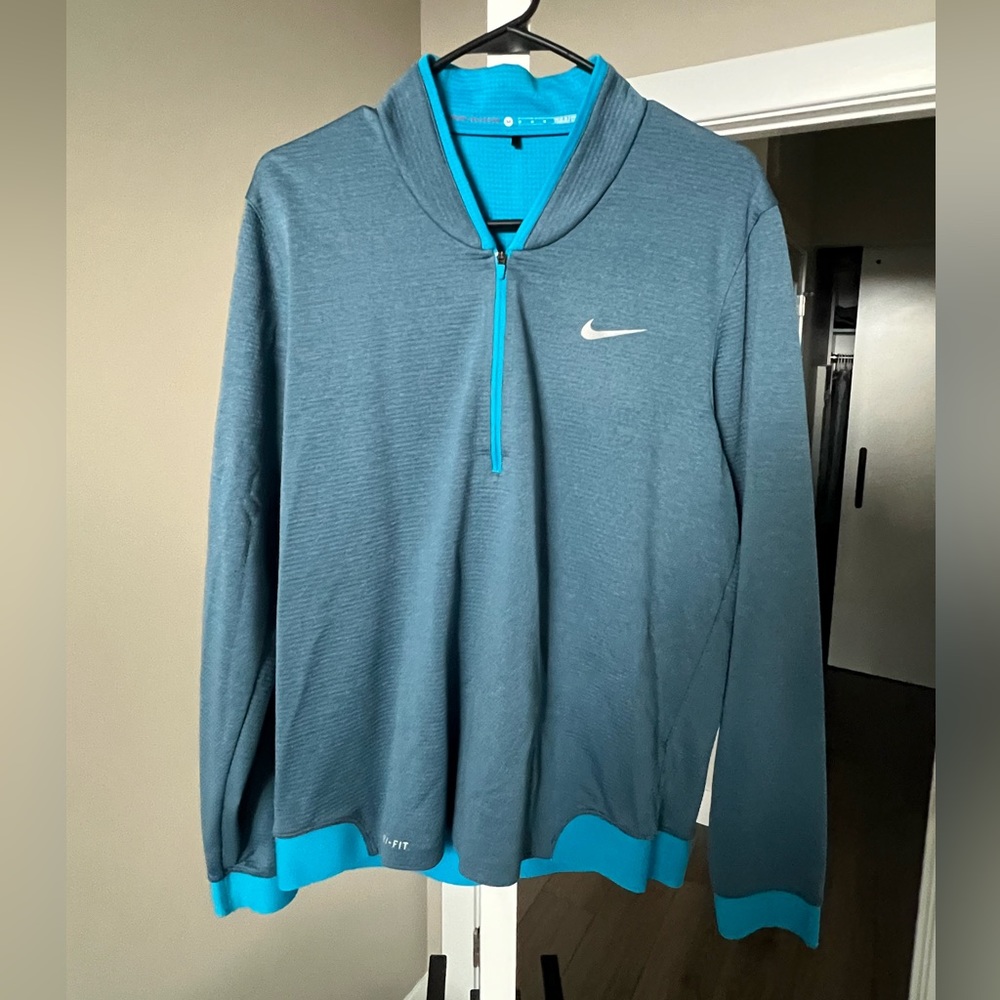 Tiger woods golf pullover